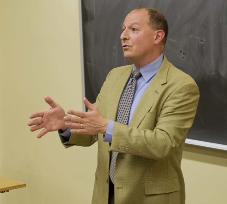 Dr Aaron Sheehan-Dean